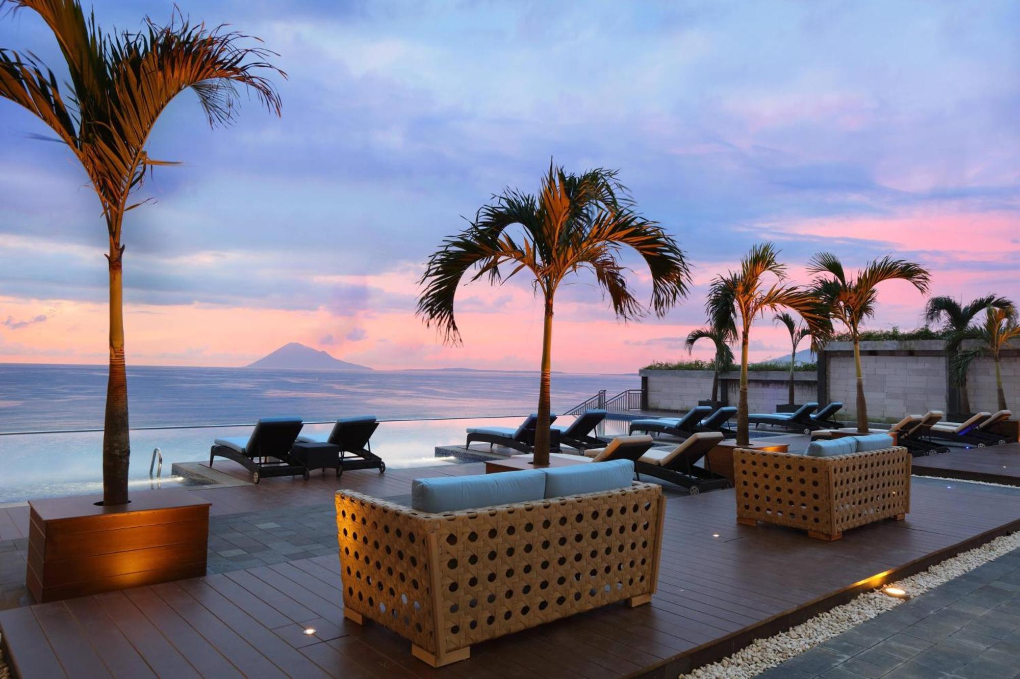 Four Points By Sheraton Manado Exteriér fotografie