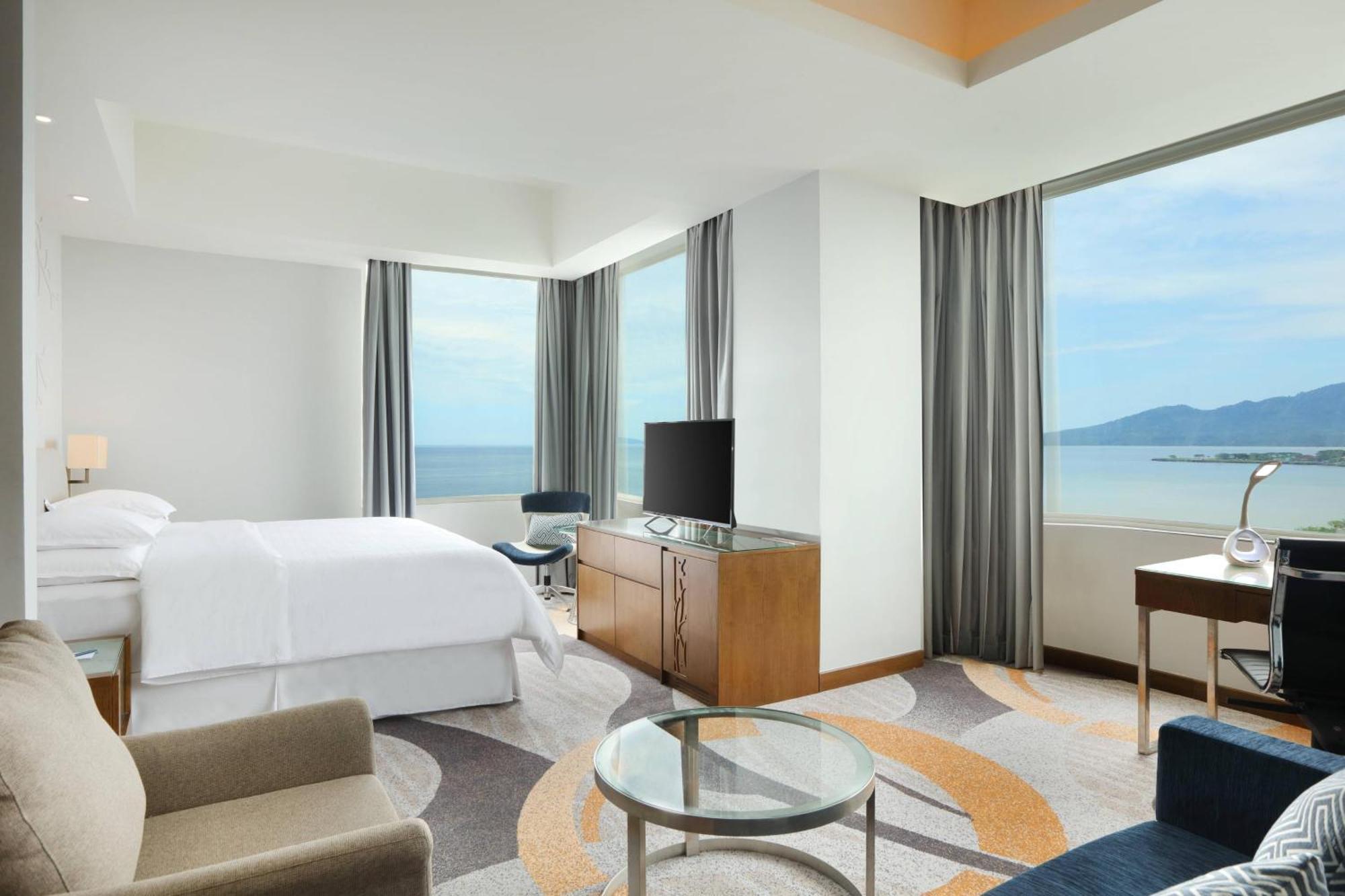Four Points By Sheraton Manado Exteriér fotografie
