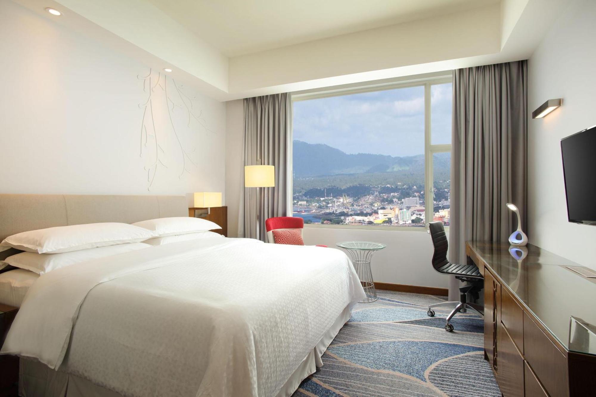 Four Points By Sheraton Manado Exteriér fotografie
